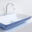 La vasque Regia : la touche couleur de la salle de bains